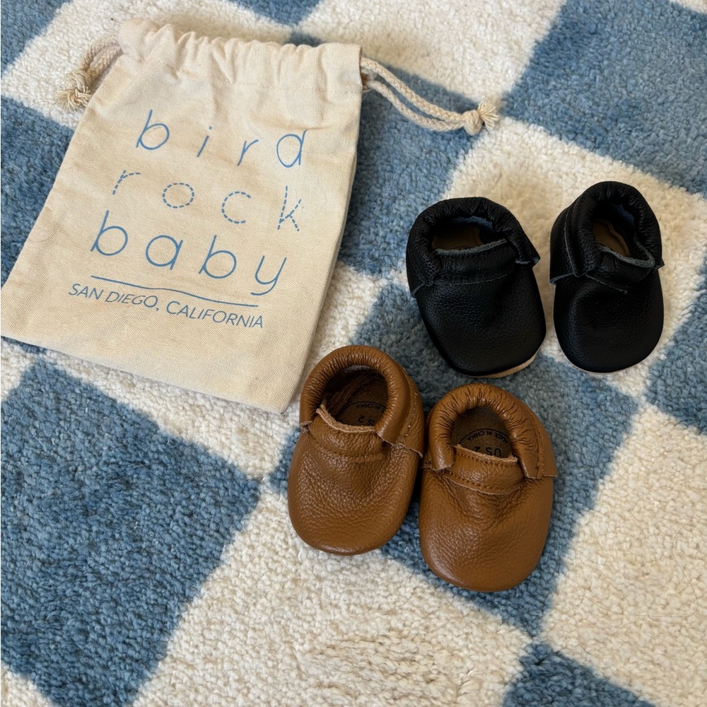 Birdrock Baby Moccasins - Black and Brown